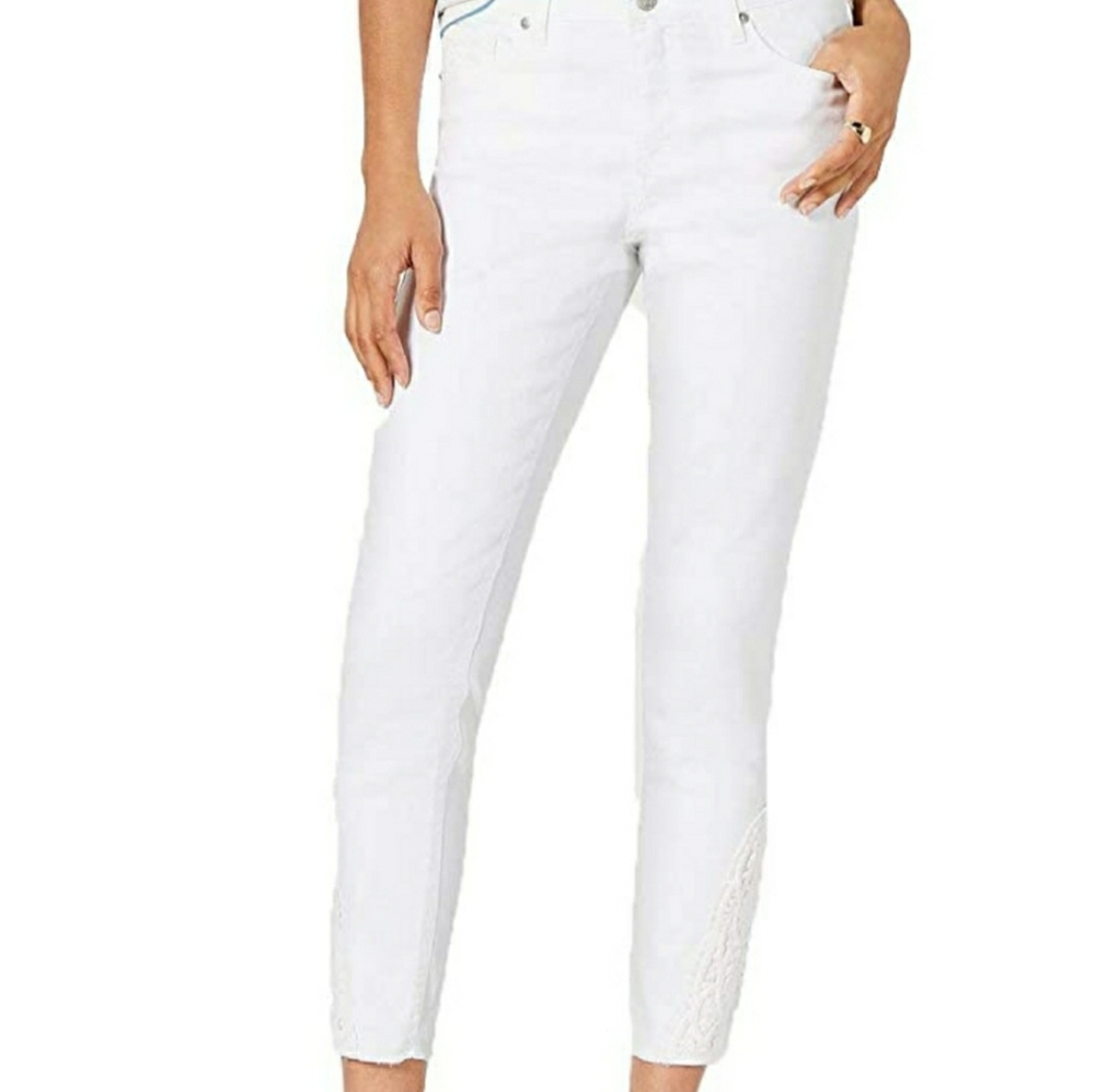 Style & Co women's Plus Crochet Trim Skinny Jeans